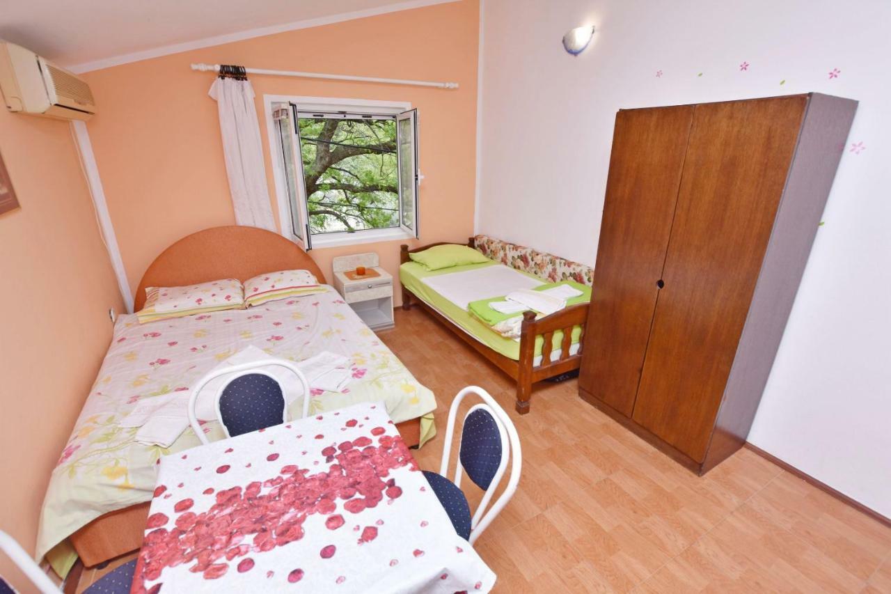 Apartments Siljak Petrovac Exterior photo